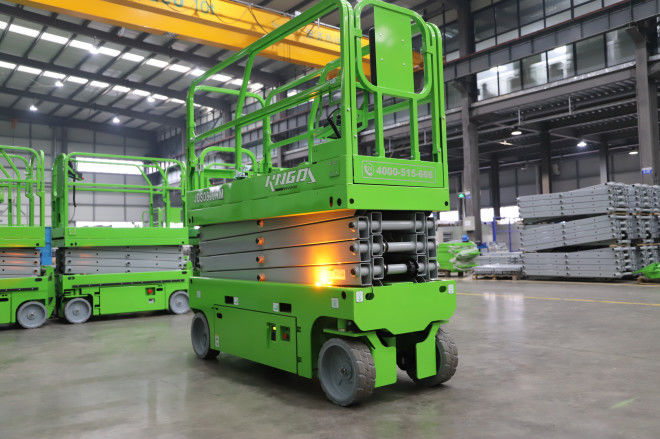 Self Propelled Electric Scissor Lift 10.1m Working 2WD Height Weight 2440kg